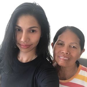 Meet your Posher, Apple